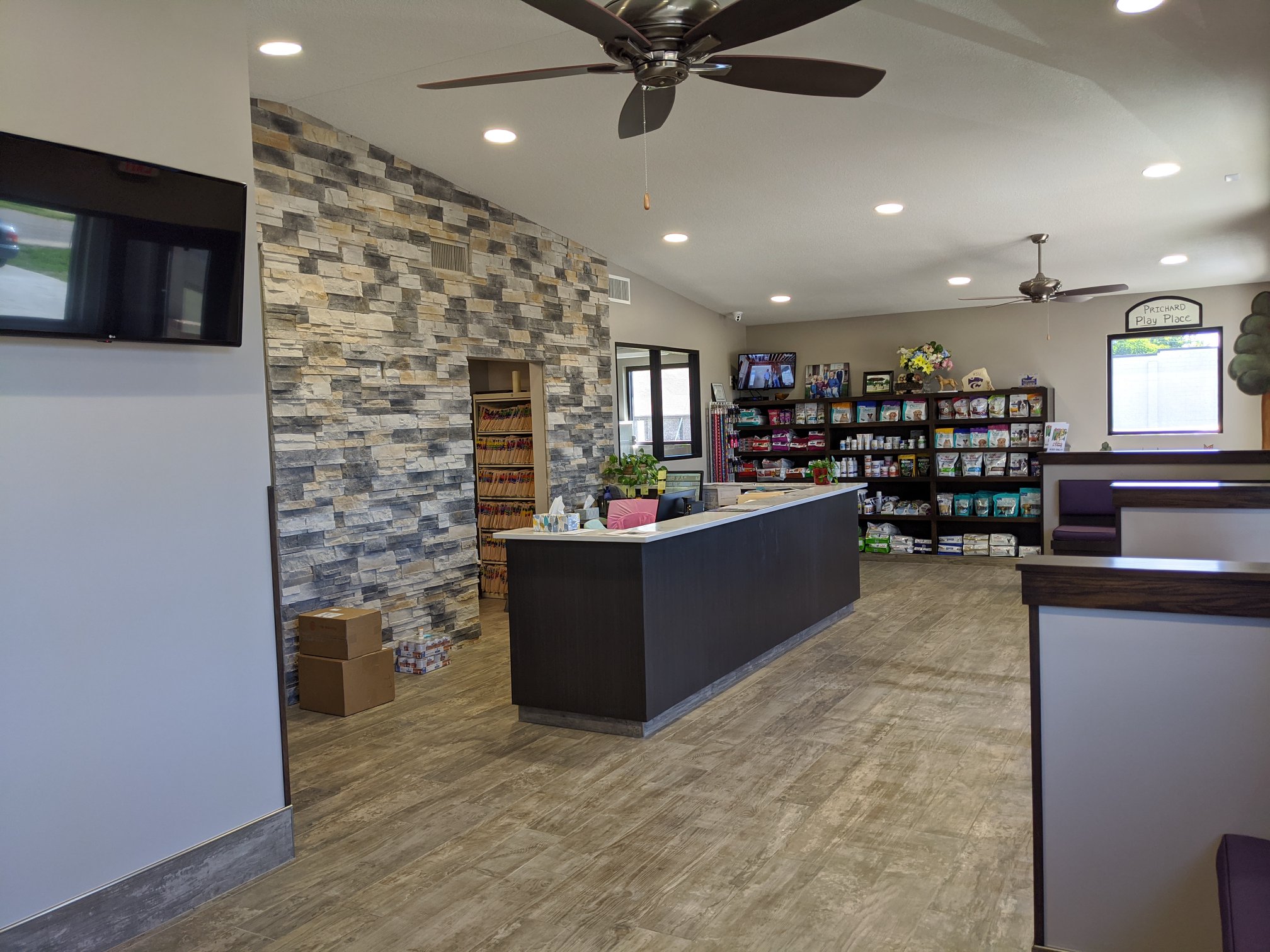 Veterinarian in Haysville, KS Prichard Animal Hospital